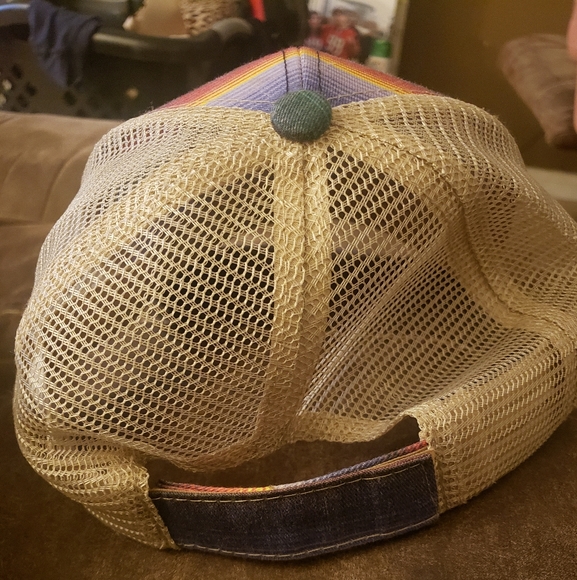 Serape pattern hat - Picture 3 of 3